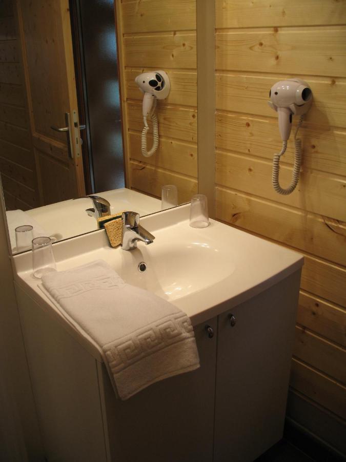 Ferienwohnung Les Loges Du Jura 4 Etoiles Nanchez Exterior foto